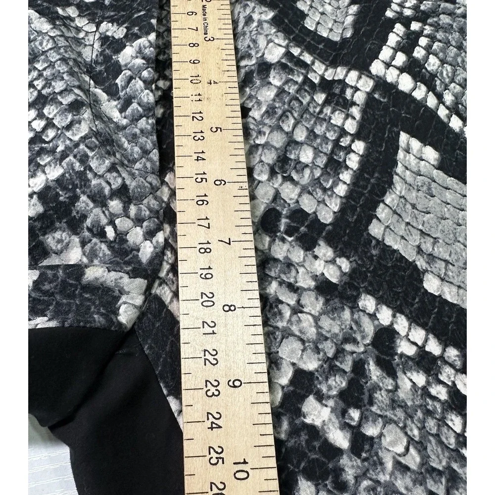 Michael Kors Dress Pants Womens Sz 8 Black Snake Print Zip Up 4 Pockets Stretch